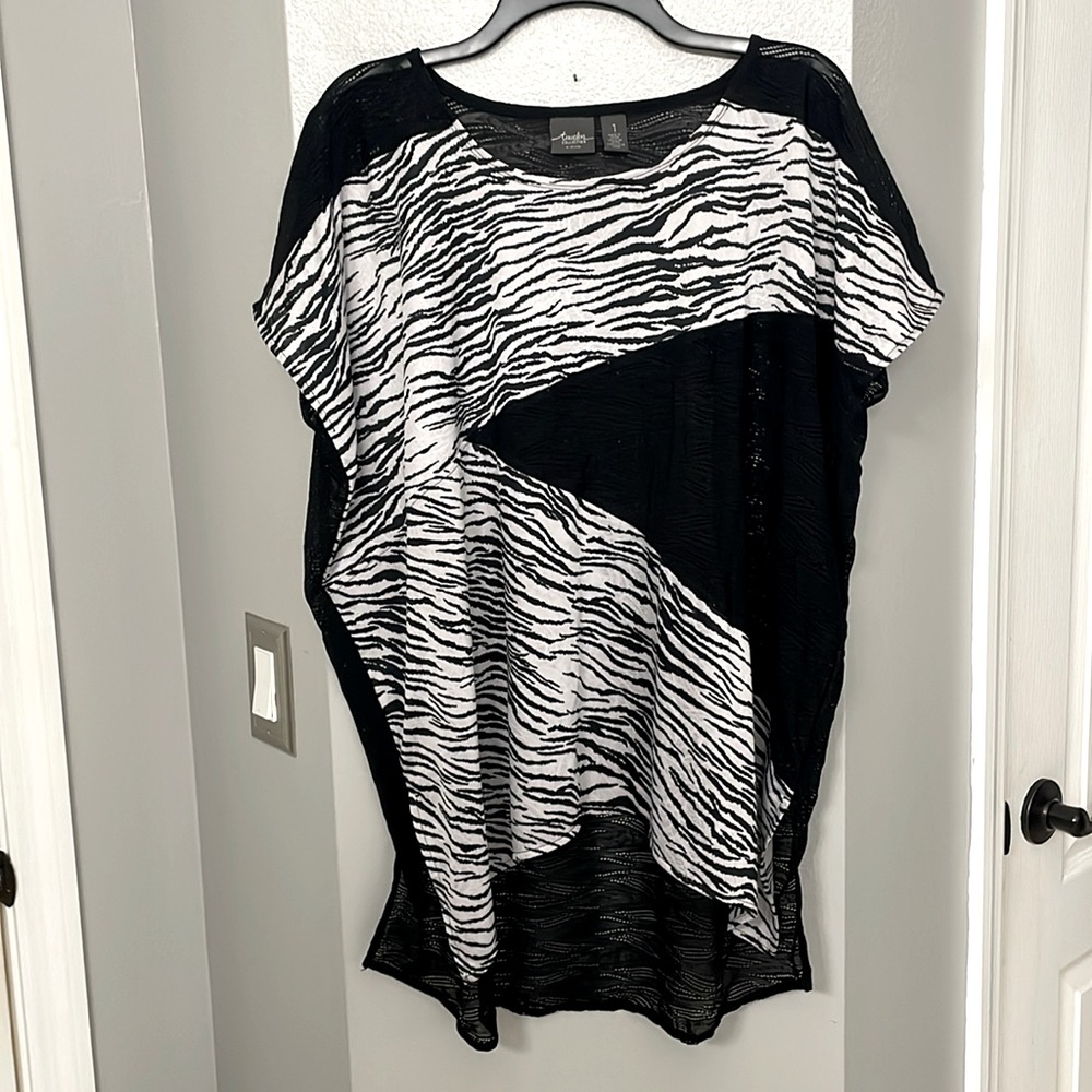 Preloved Chico’s travelers collection swimsuit coverup